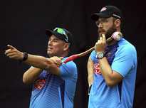 我们不难感 我们不难感